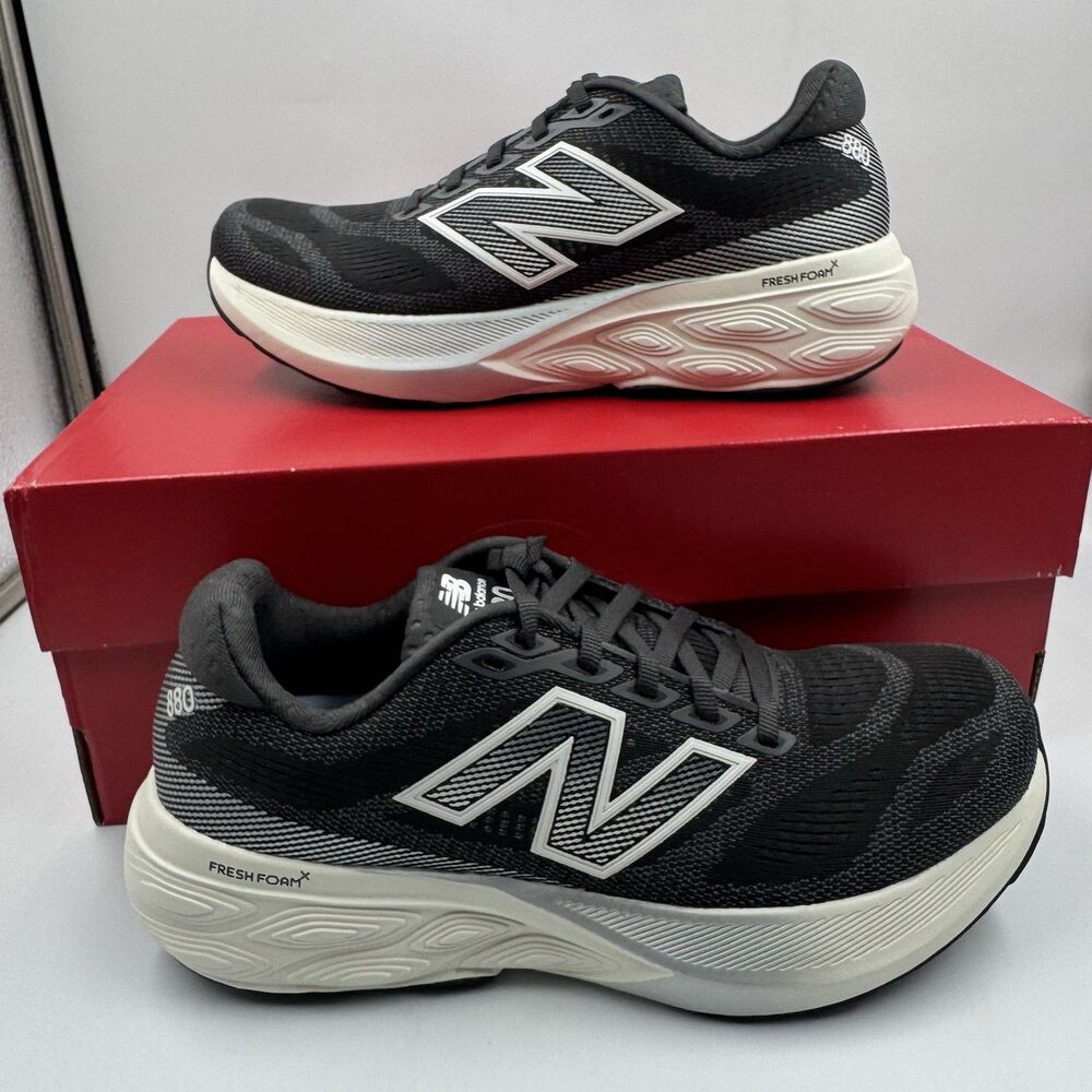 New Balance Fresh Foam X 880v15 Black/White 8.5W / 7M W880H15 NIB